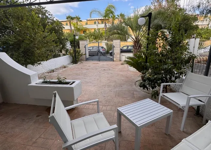 Casa Delle Mimose Baia Verde