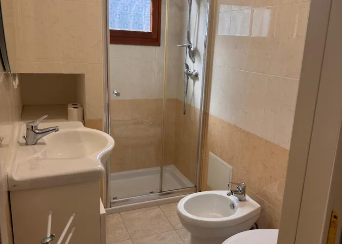 Casa Delle Mimose Baia Vakantiehuis